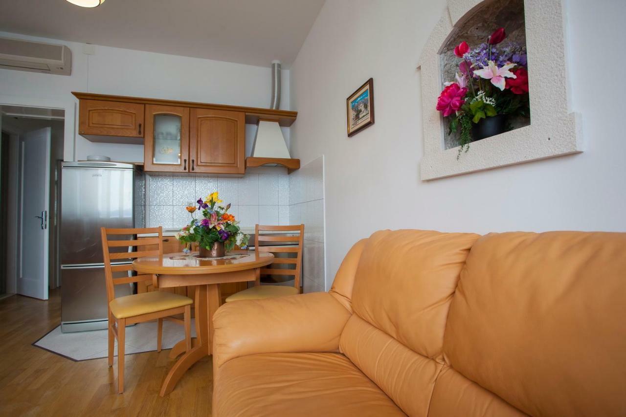 Apartments Vlado Podgora Buitenkant foto